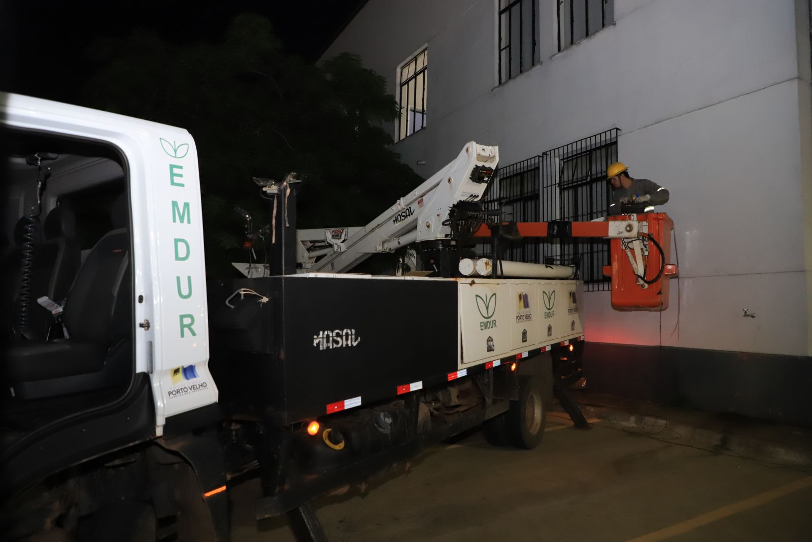 Os trabalhos começaram na tarde de terça-feira (28)